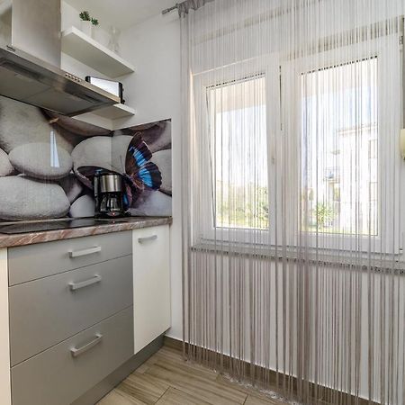 Apartments Maksim And Timon Krk Town Exterior foto